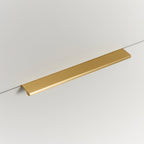 Greb CH100 | Profil | Messing