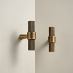 T-bar CH016 | Moleté | Laiton antique