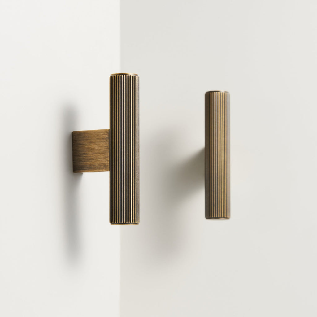 T-bar CH052 | Cannelé | Laiton Antique